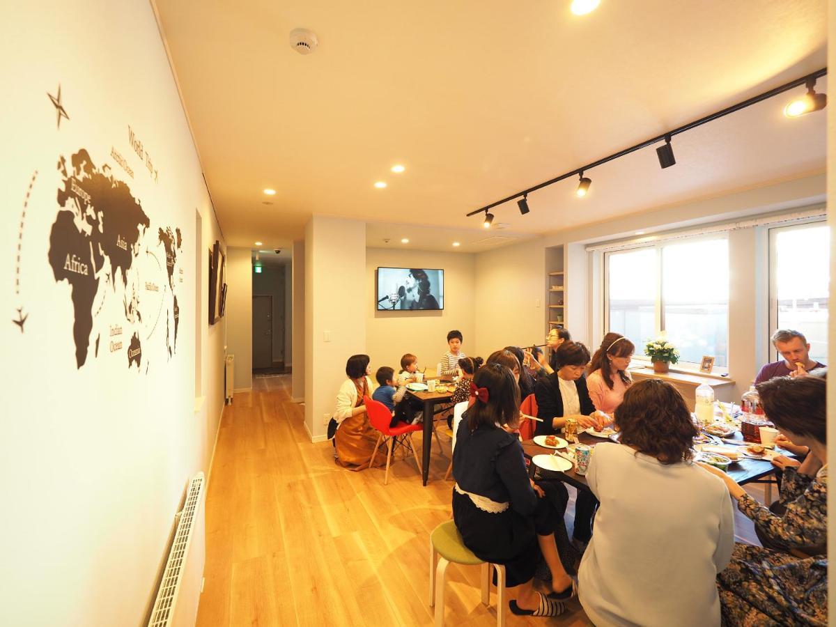 Family Tree Guest House Sapporo Esterno foto