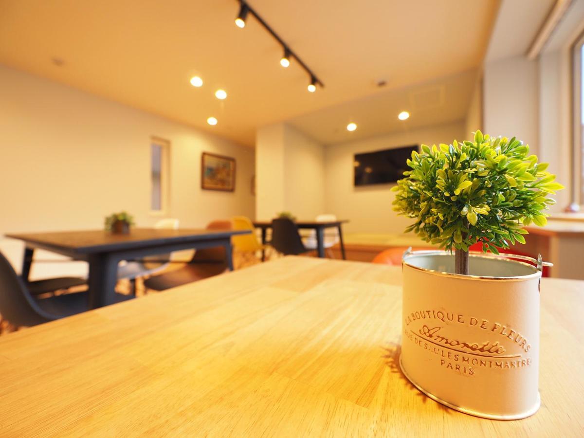 Family Tree Guest House Sapporo Esterno foto